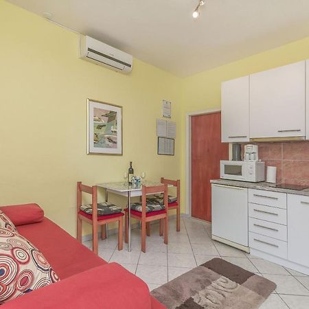Apartments Zdenka Omis Ngoại thất bức ảnh