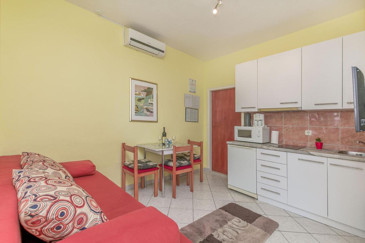 Apartments Zdenka Omis Ngoại thất bức ảnh