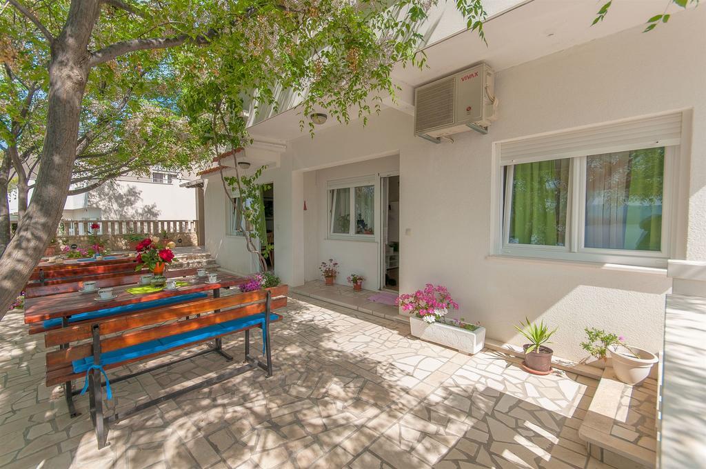 Apartments Zdenka Omis Ngoại thất bức ảnh
