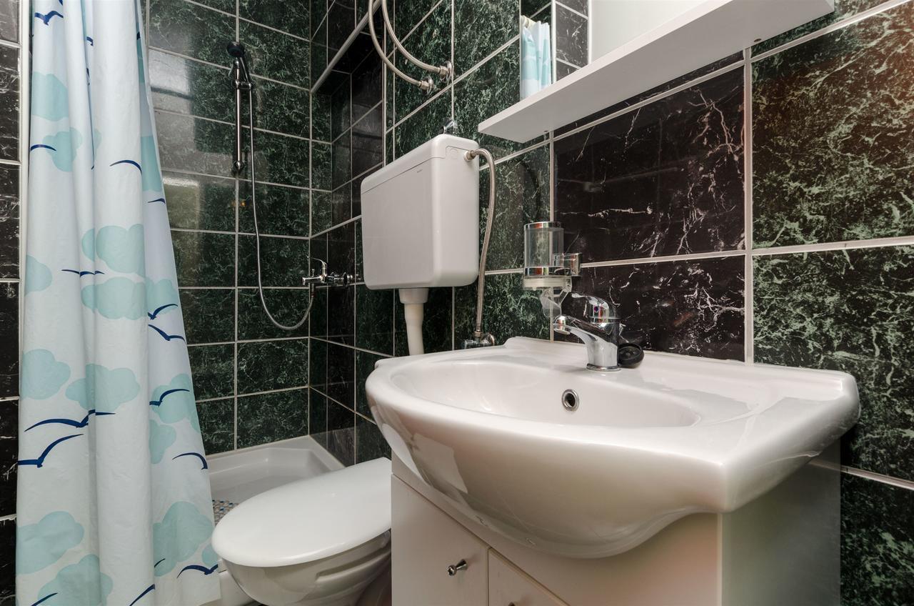 Apartments Zdenka Omis Ngoại thất bức ảnh